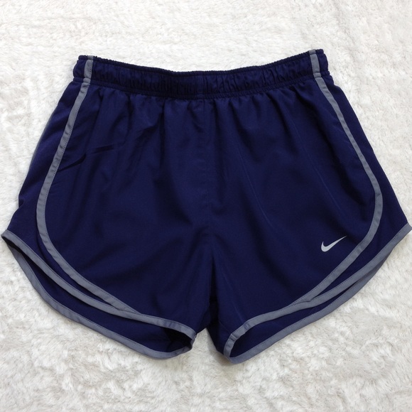 Nike DRI-FIT Shorts - Picture 2 of 9